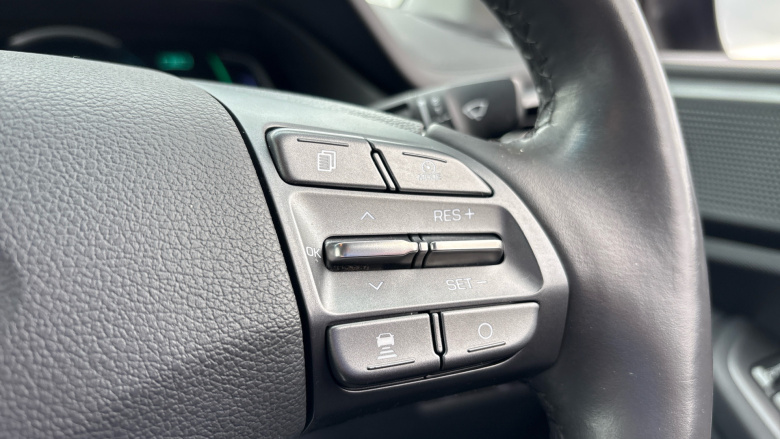 Hyundai IONIQ 1.6 GDi Hybrid 1st Edition 5dr DCT Hybrid Hatchback